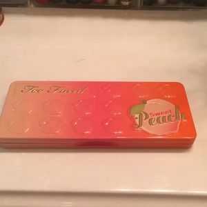Too faced sweet peach palette